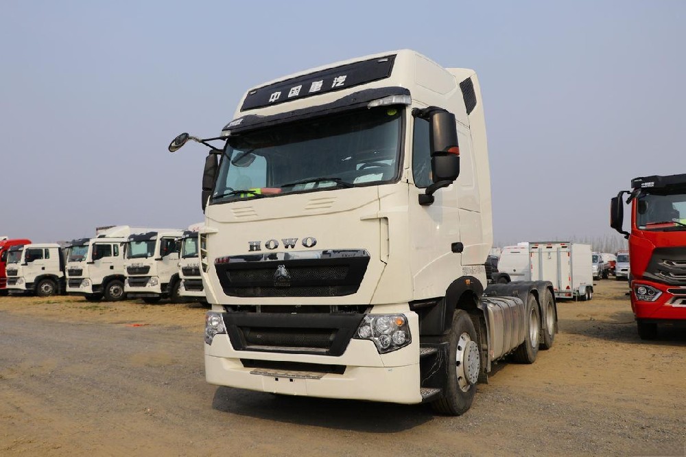 HOWO T7H(540HP)